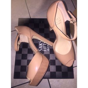 Saks fifth avenue patent leather heels